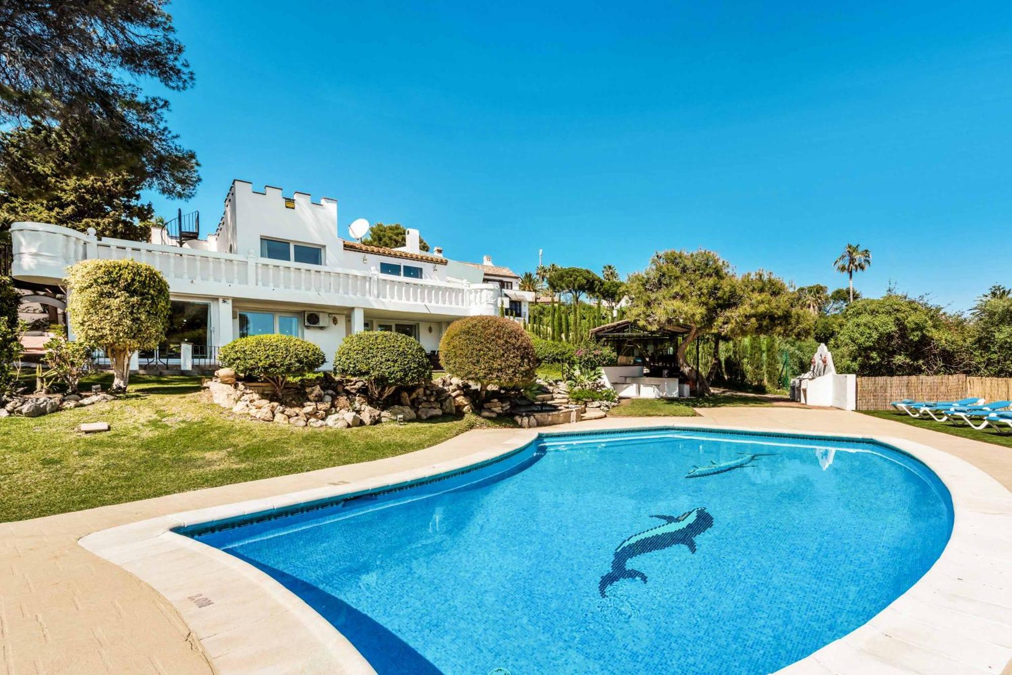 Villa Casillo Естепона Екстериор снимка